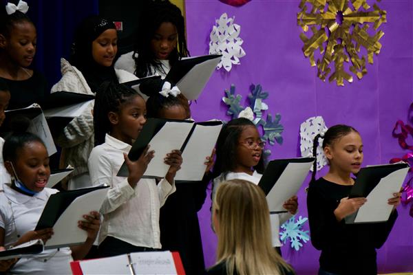 Stonehurst Hills Elementary School Winter Concert December 15 2022